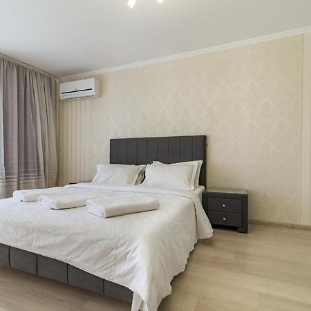 Luxury 2-Bedroom Most City Area, Center Dniepropietrowsk Zewnętrze zdjęcie