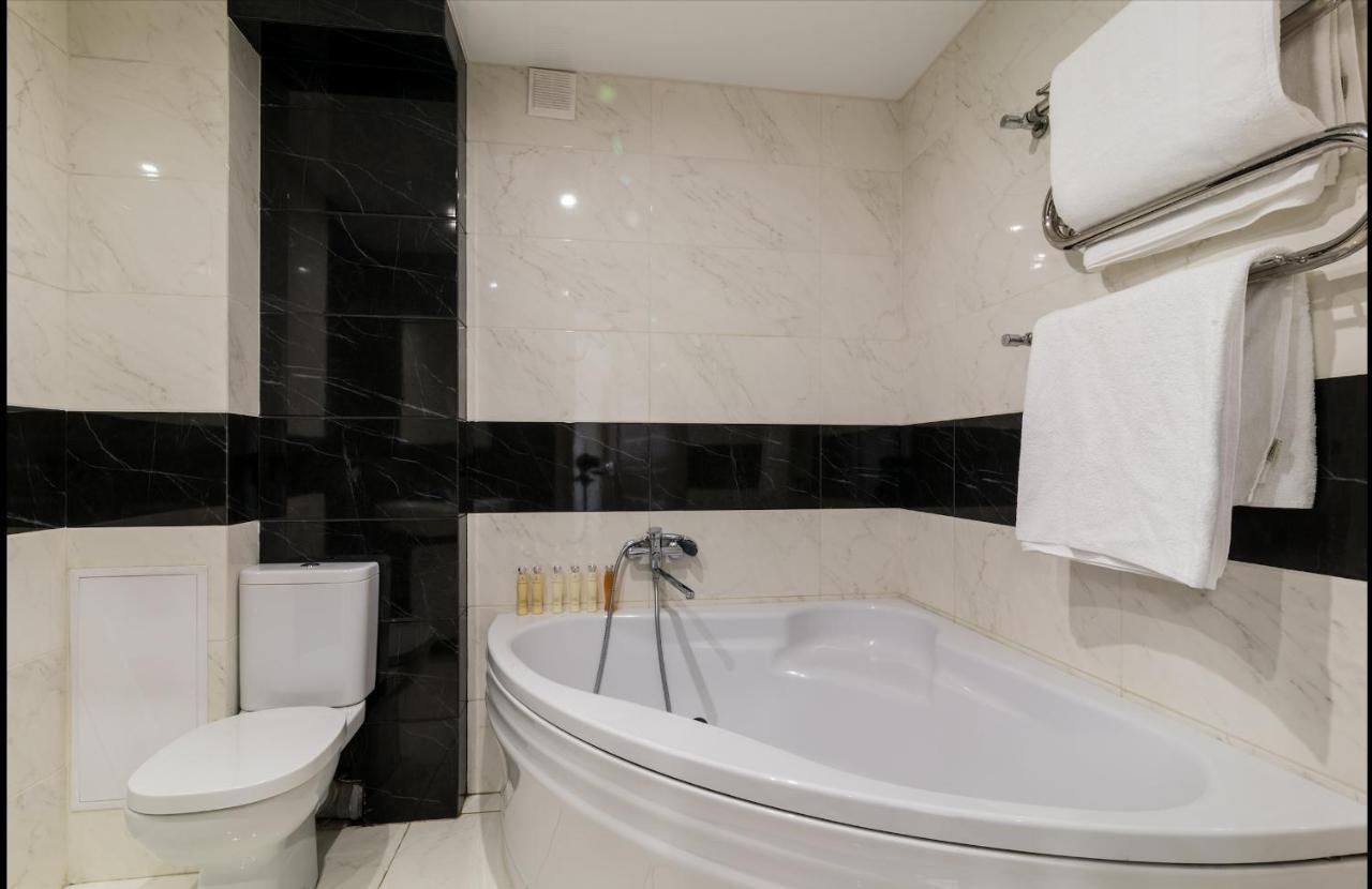 Luxury 2-Bedroom Most City Area, Center Dniepropietrowsk Zewnętrze zdjęcie